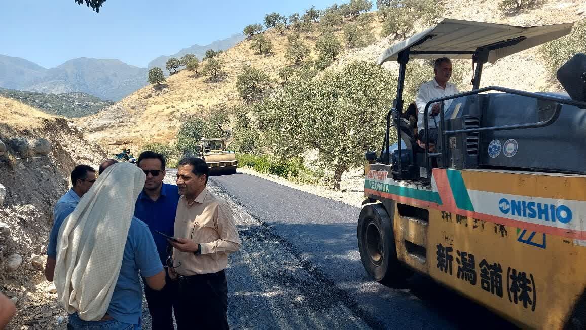 بررسی اثرات آسفالت مسیر دسترسی تفرجگاه‌«رود رونه»کهگیلویه و بویراحمد