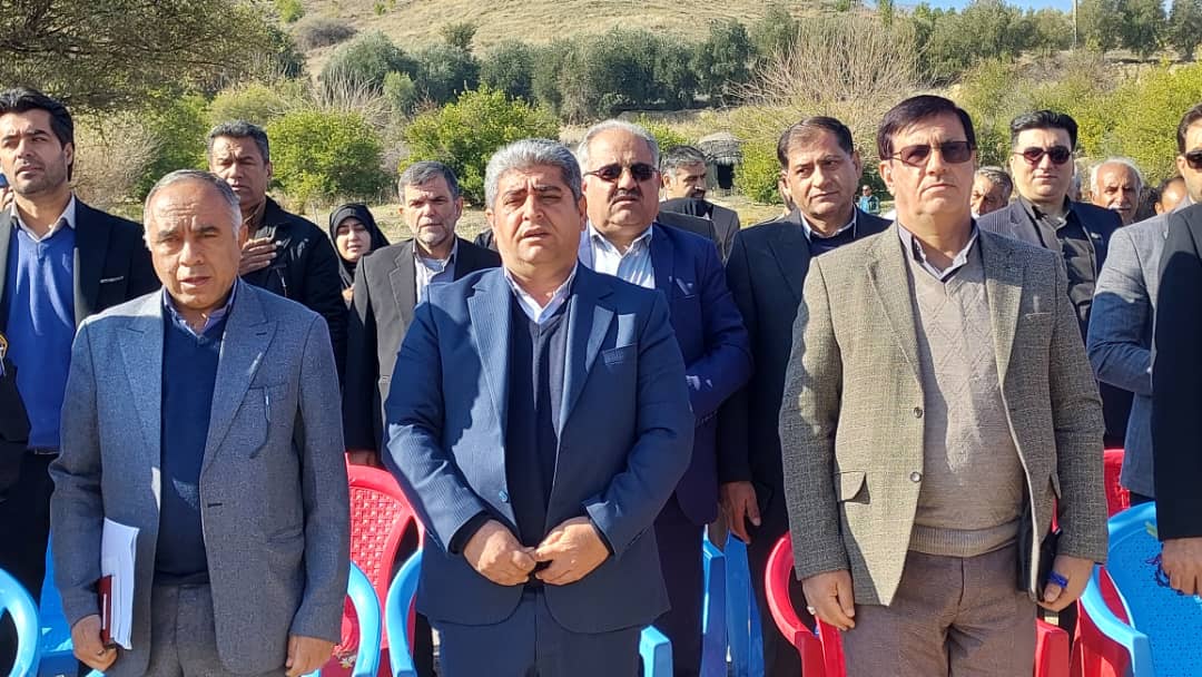 تقدیر ویژه فرماندار باشت از مدیر مخابرات کهگیلویه وبویراحمد/روستای اسلام آباد تاپایان سال به اینترتت پرسرعت تجهیز میشود