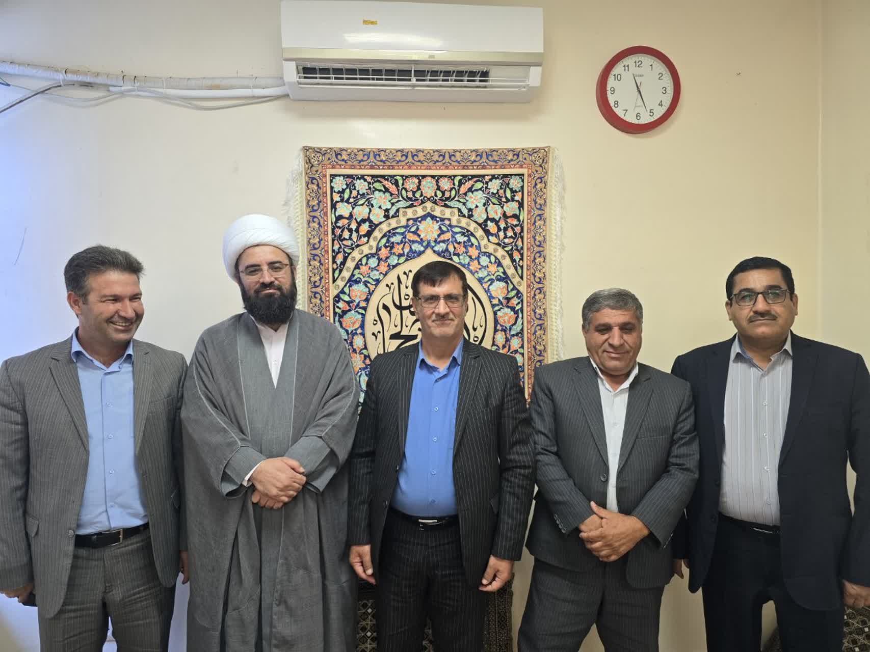 در دیدار سرپرست مخابرات استان با امام جمعه باشت چه گذشت؟